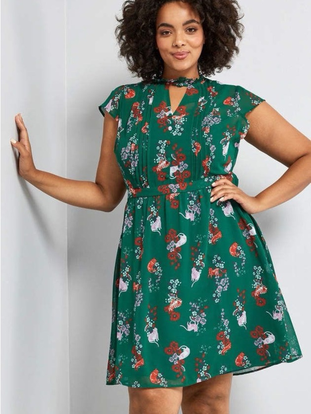 EUC: ModCloth Emerald Green Floral & Kitty Keyhole Fit-and-Flare Dress